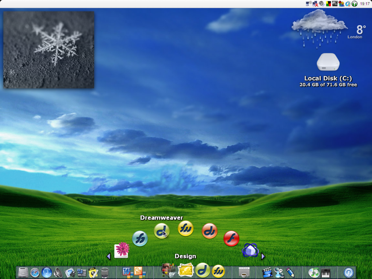 Another variant of the skinned Windows XP desktop, this time a bit toned down.